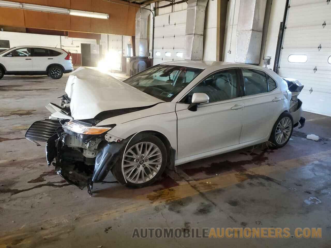 4T1B11HK8JU112715 TOYOTA CAMRY 2018