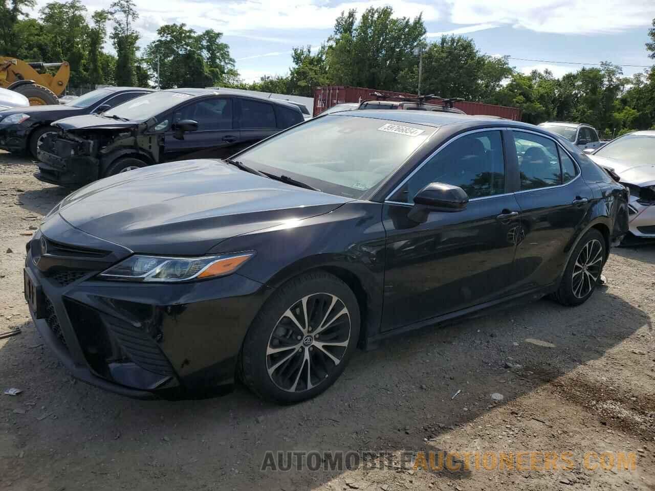 4T1B11HK8JU112908 TOYOTA CAMRY 2018