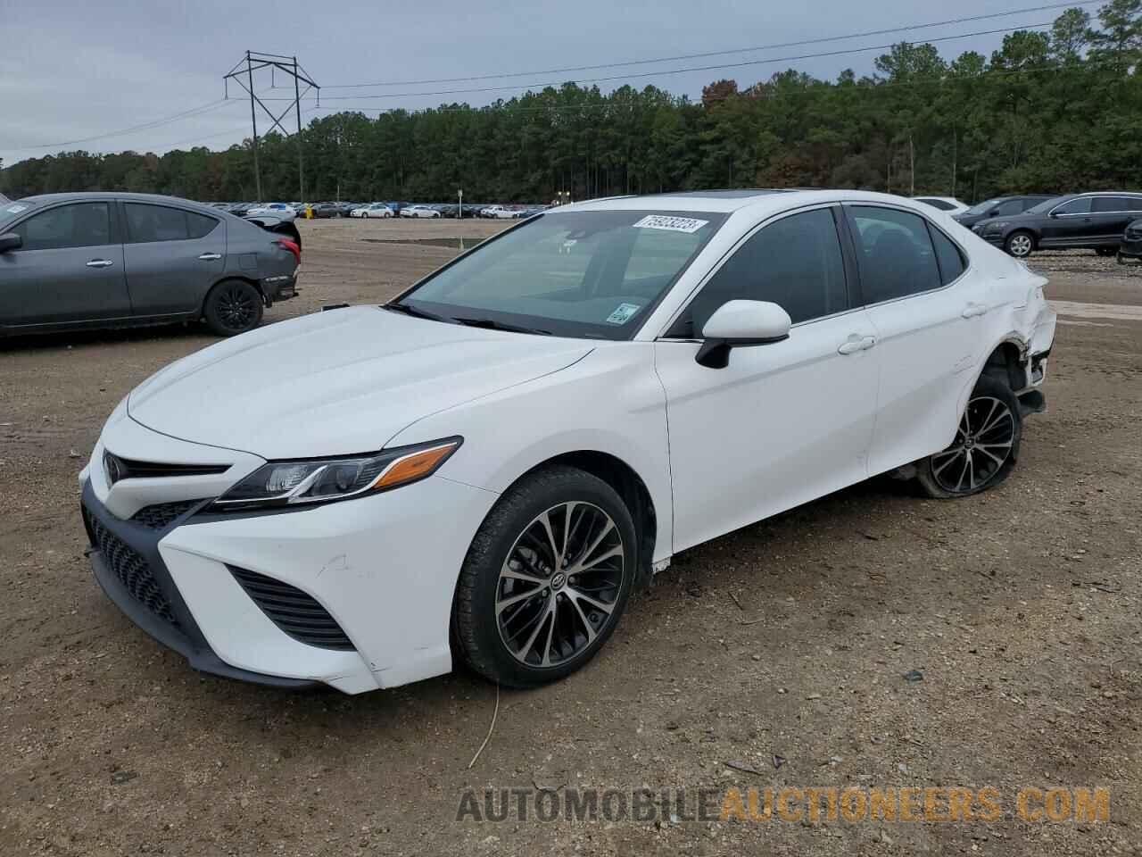 4T1B11HK8JU148307 TOYOTA CAMRY 2018