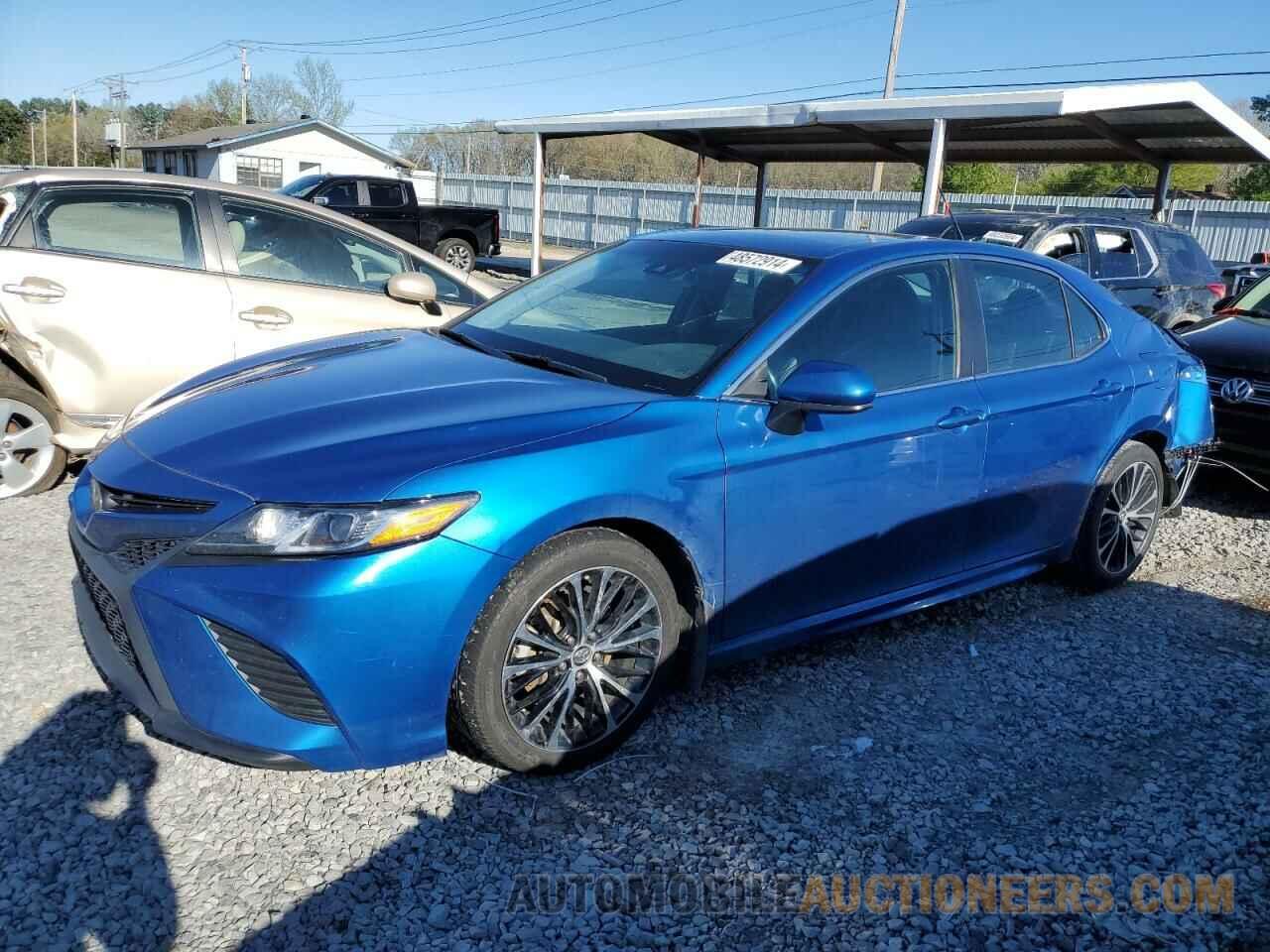 4T1B11HK8JU148355 TOYOTA CAMRY 2018