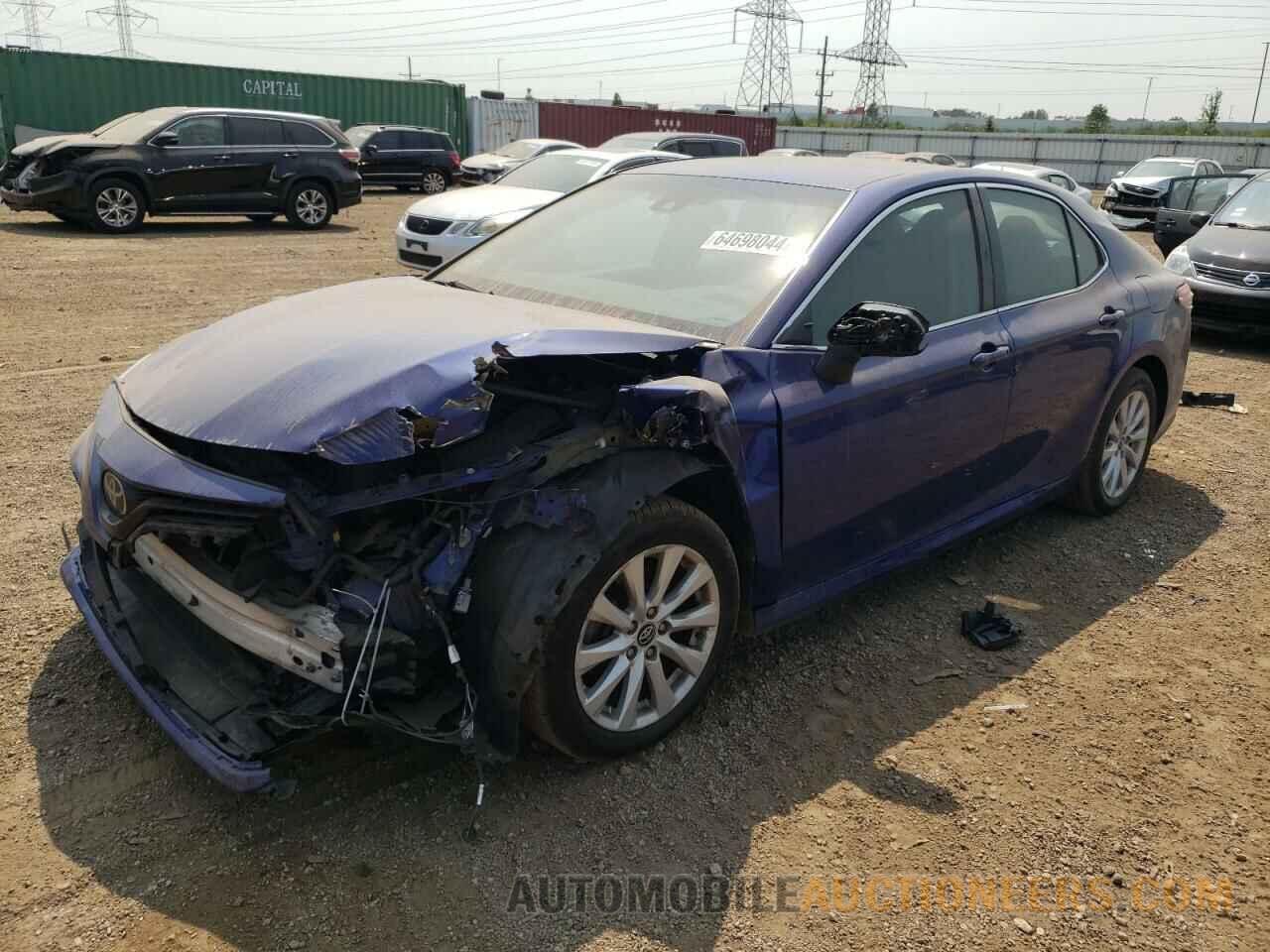 4T1B11HK8JU502312 TOYOTA CAMRY 2018