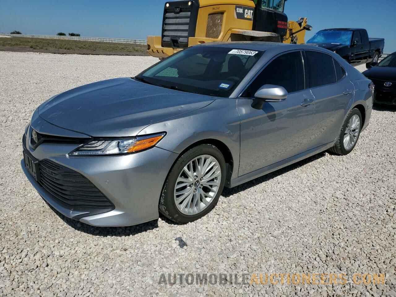 4T1B11HK8JU503315 TOYOTA CAMRY 2018