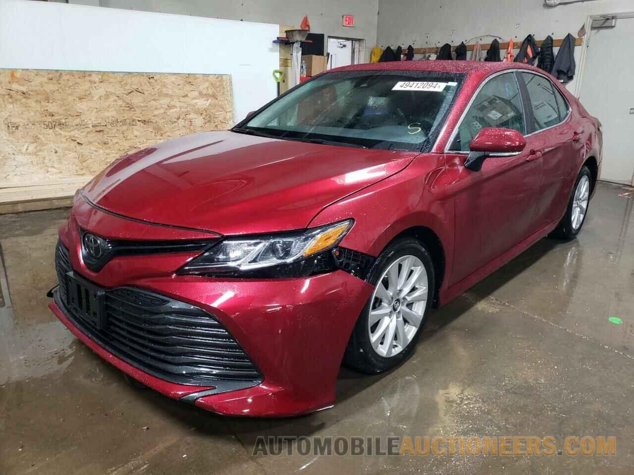 4T1B11HK8JU518848 TOYOTA CAMRY 2018