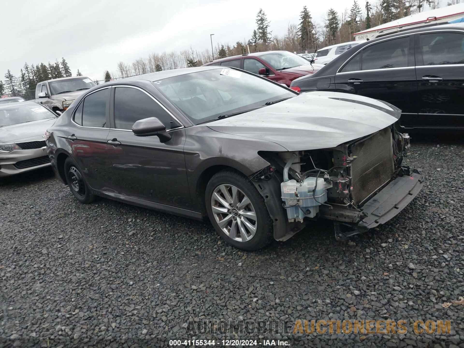 4T1B11HK8JU522902 TOYOTA CAMRY 2018