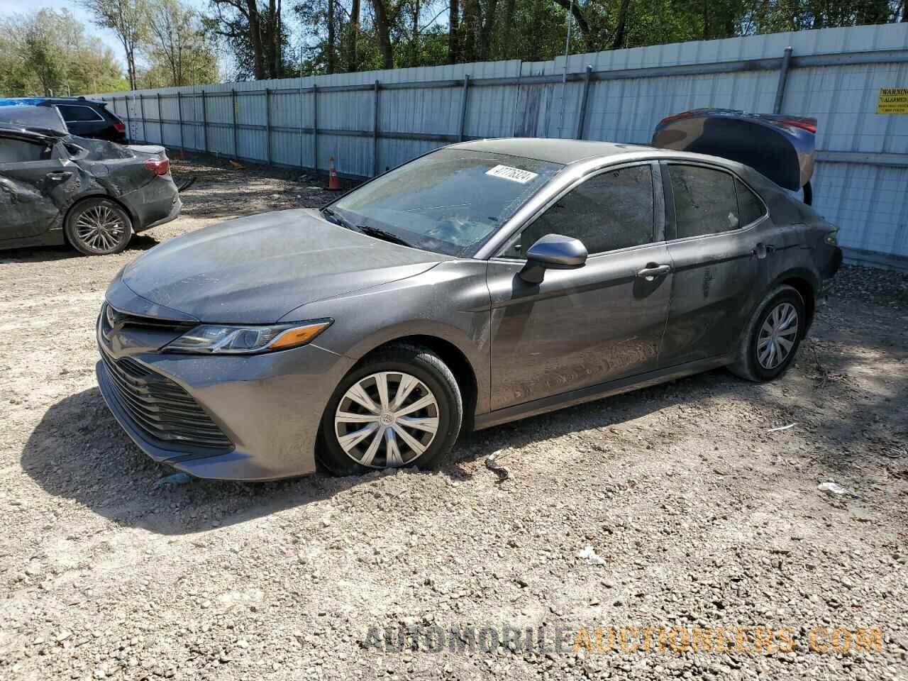 4T1B11HK8JU531955 TOYOTA CAMRY 2018