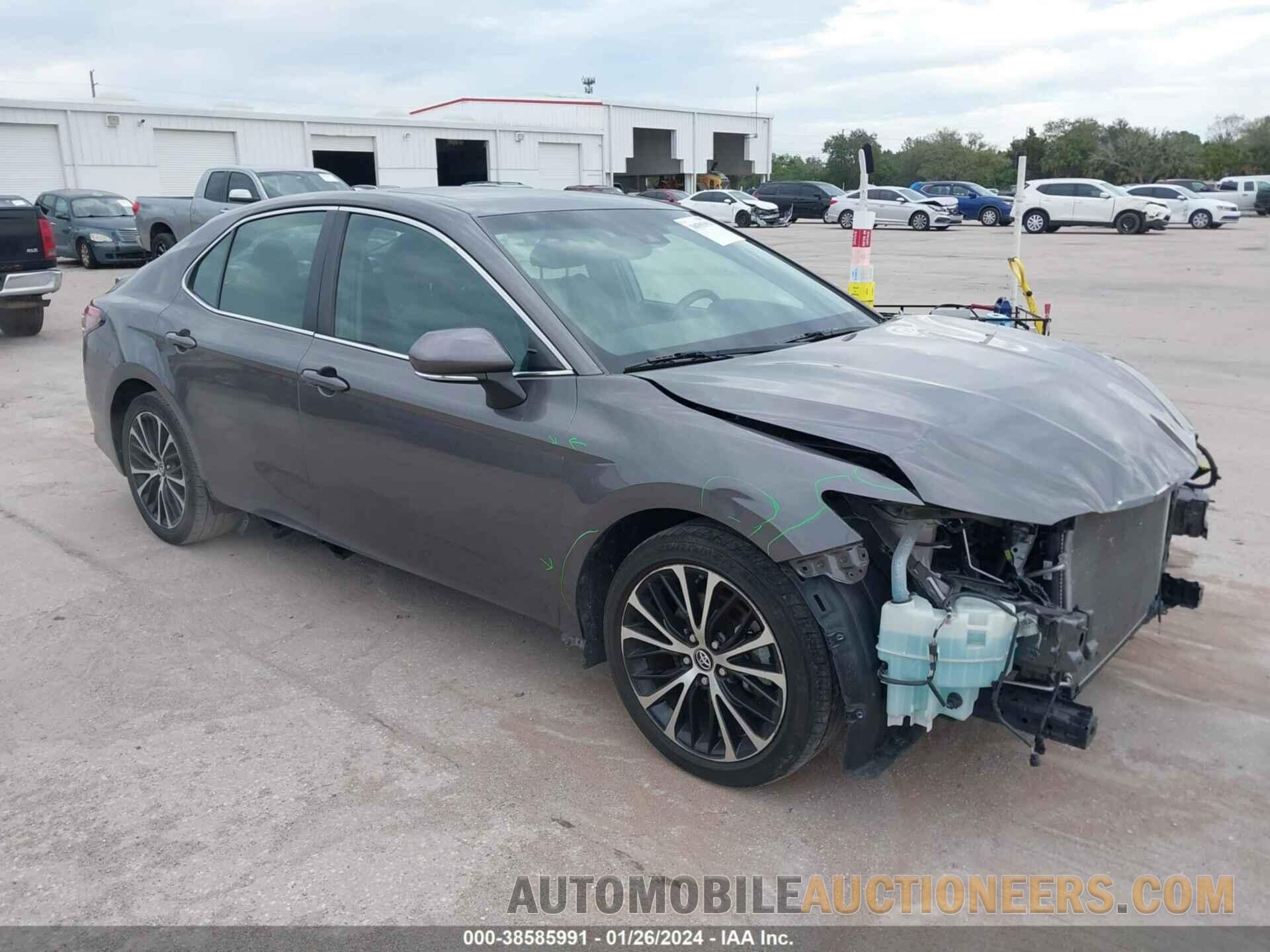 4T1B11HK8JU535388 TOYOTA CAMRY 2018