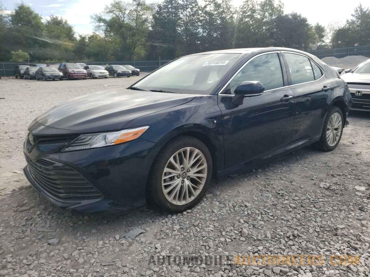 4T1B11HK8JU539246 TOYOTA CAMRY 2018