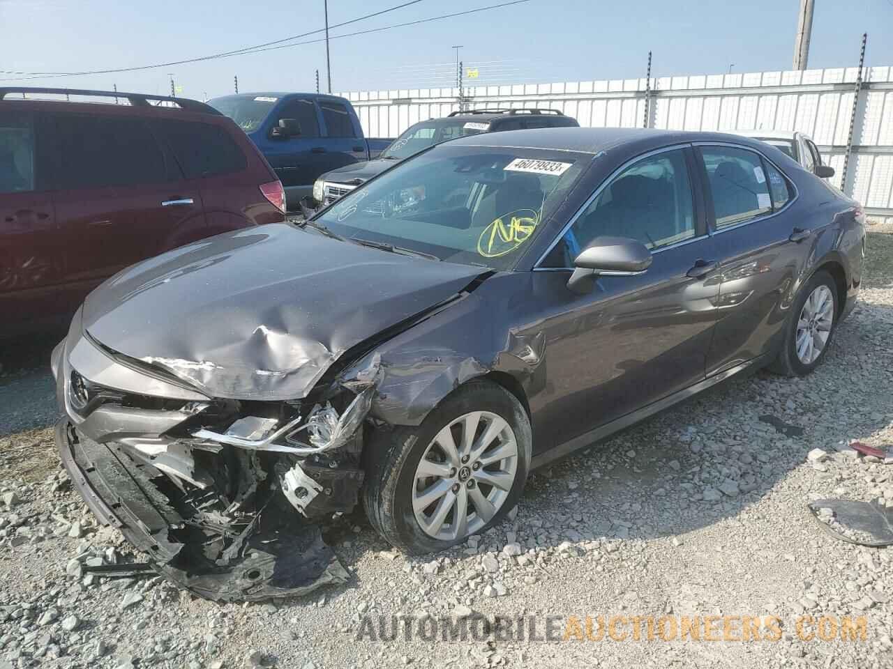 4T1B11HK8JU539330 TOYOTA CAMRY 2018