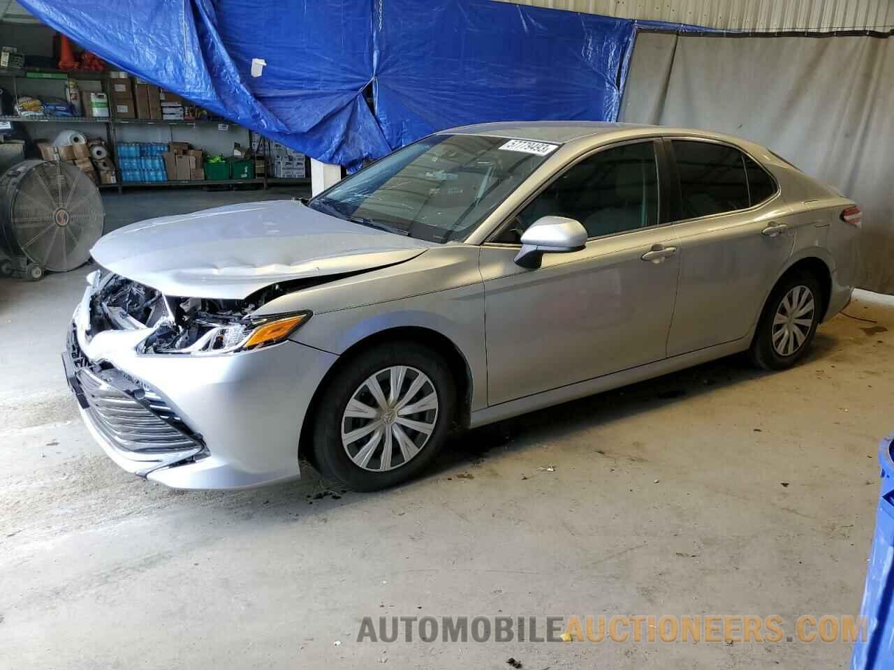 4T1B11HK8JU544981 TOYOTA CAMRY 2018