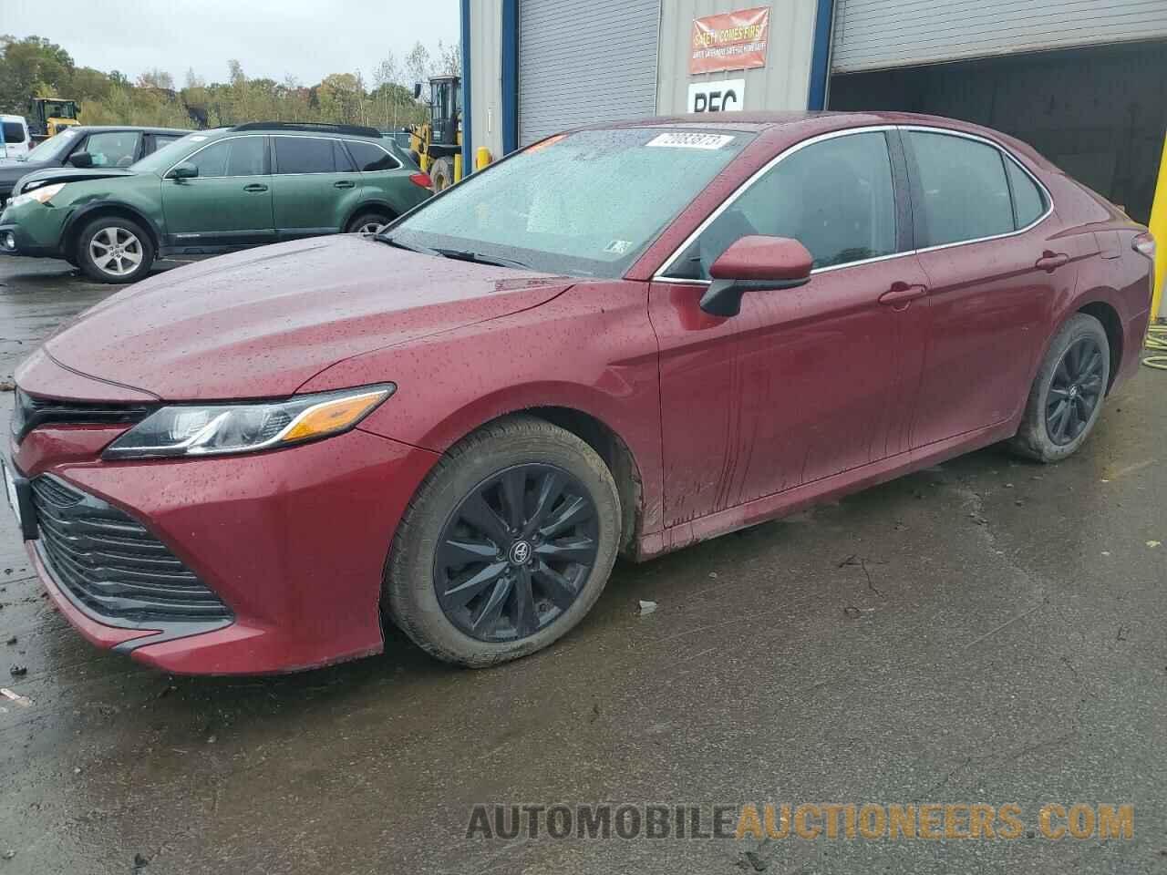 4T1B11HK8JU568486 TOYOTA CAMRY 2018