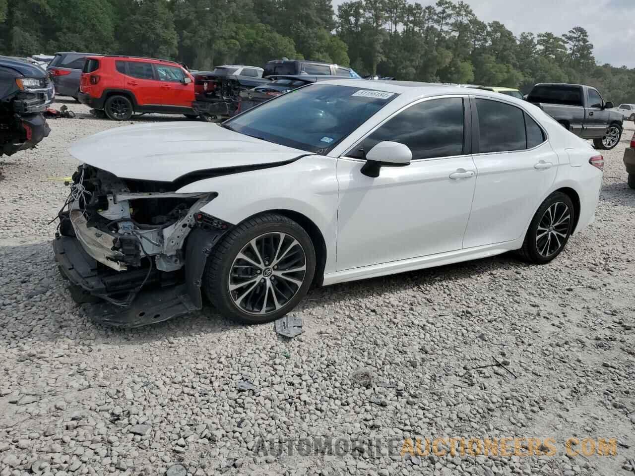 4T1B11HK8JU595347 TOYOTA CAMRY 2018