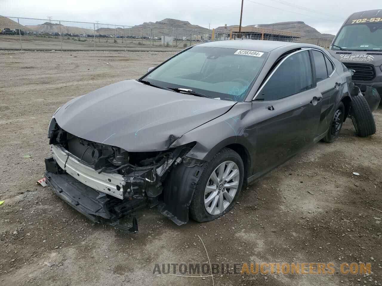 4T1B11HK8JU596806 TOYOTA CAMRY 2018