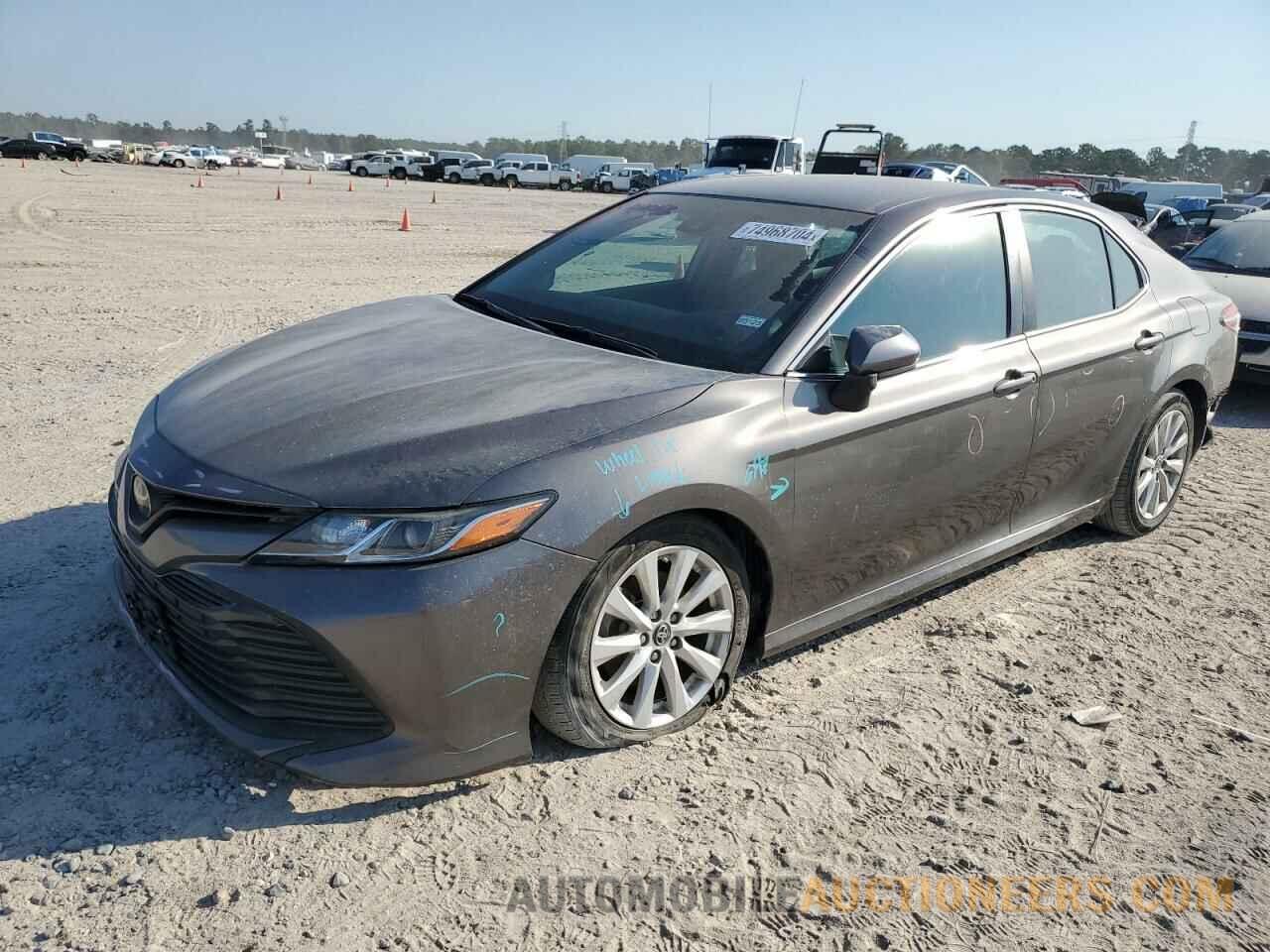 4T1B11HK8JU597387 TOYOTA CAMRY 2018