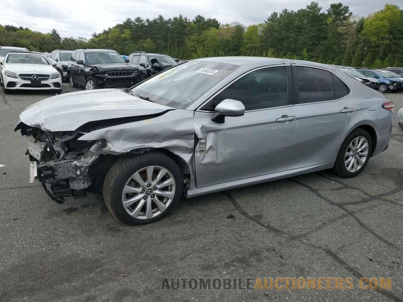 4T1B11HK8JU602247 TOYOTA CAMRY 2018