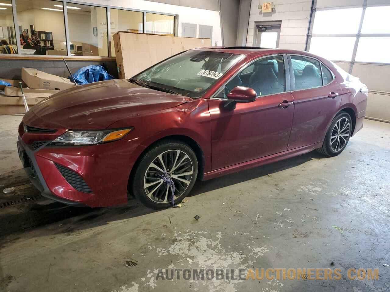 4T1B11HK8JU612454 TOYOTA CAMRY 2018