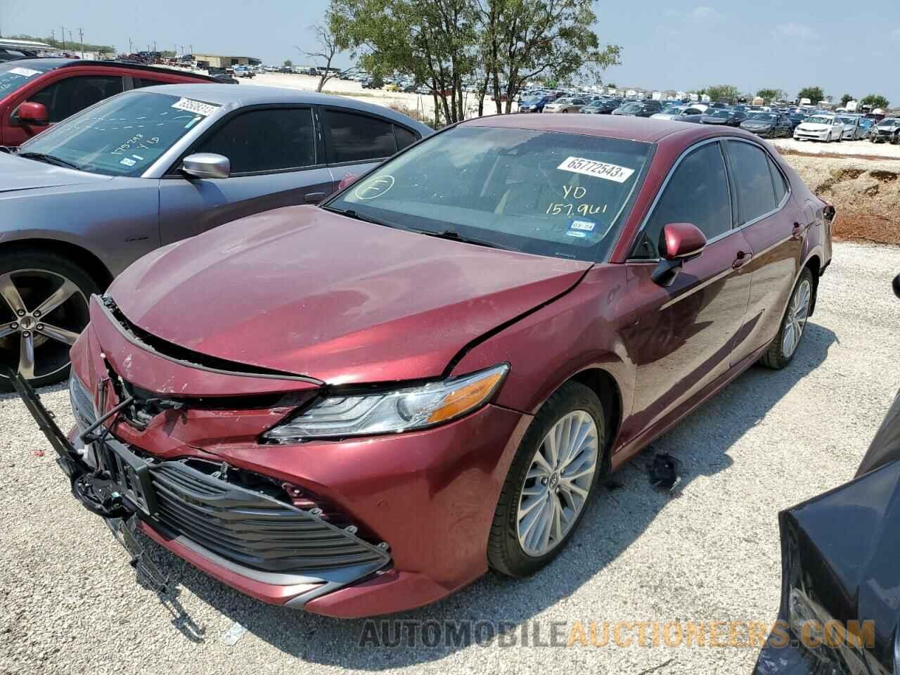 4T1B11HK8JU618092 TOYOTA CAMRY 2018