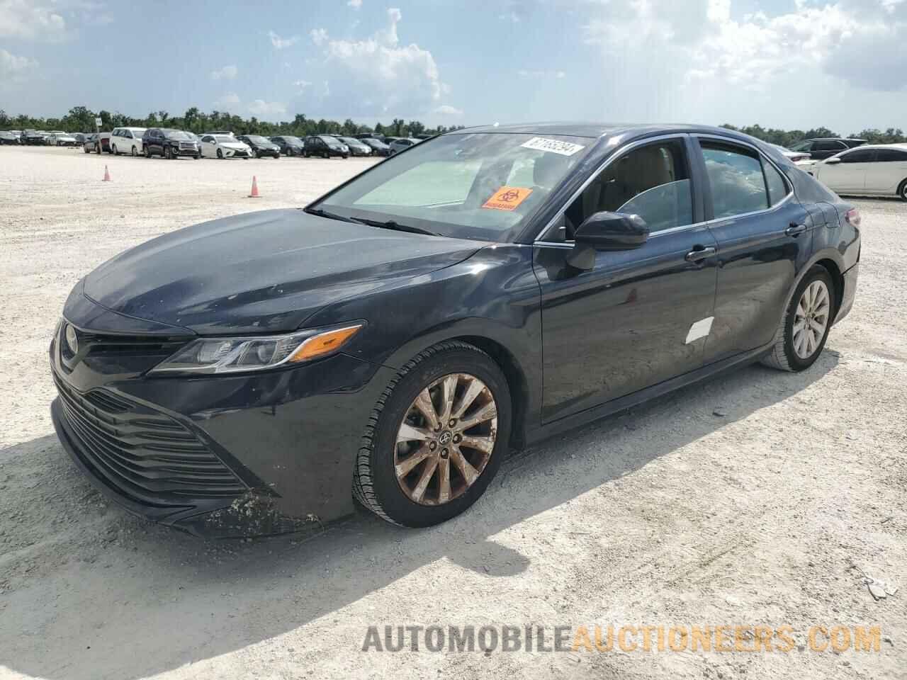 4T1B11HK8JU641436 TOYOTA CAMRY 2018