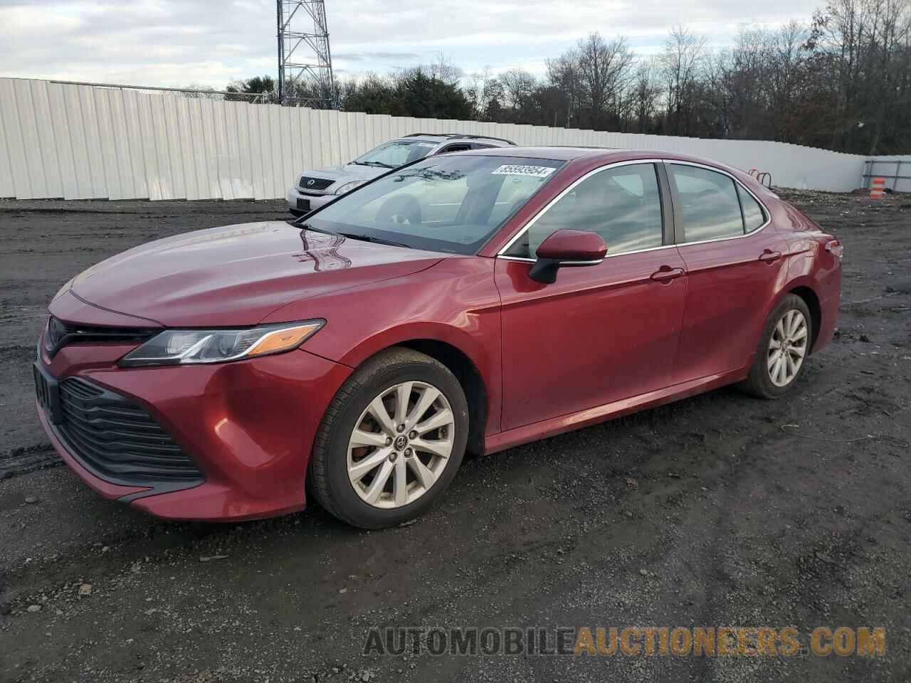 4T1B11HK8JU643865 TOYOTA CAMRY 2018