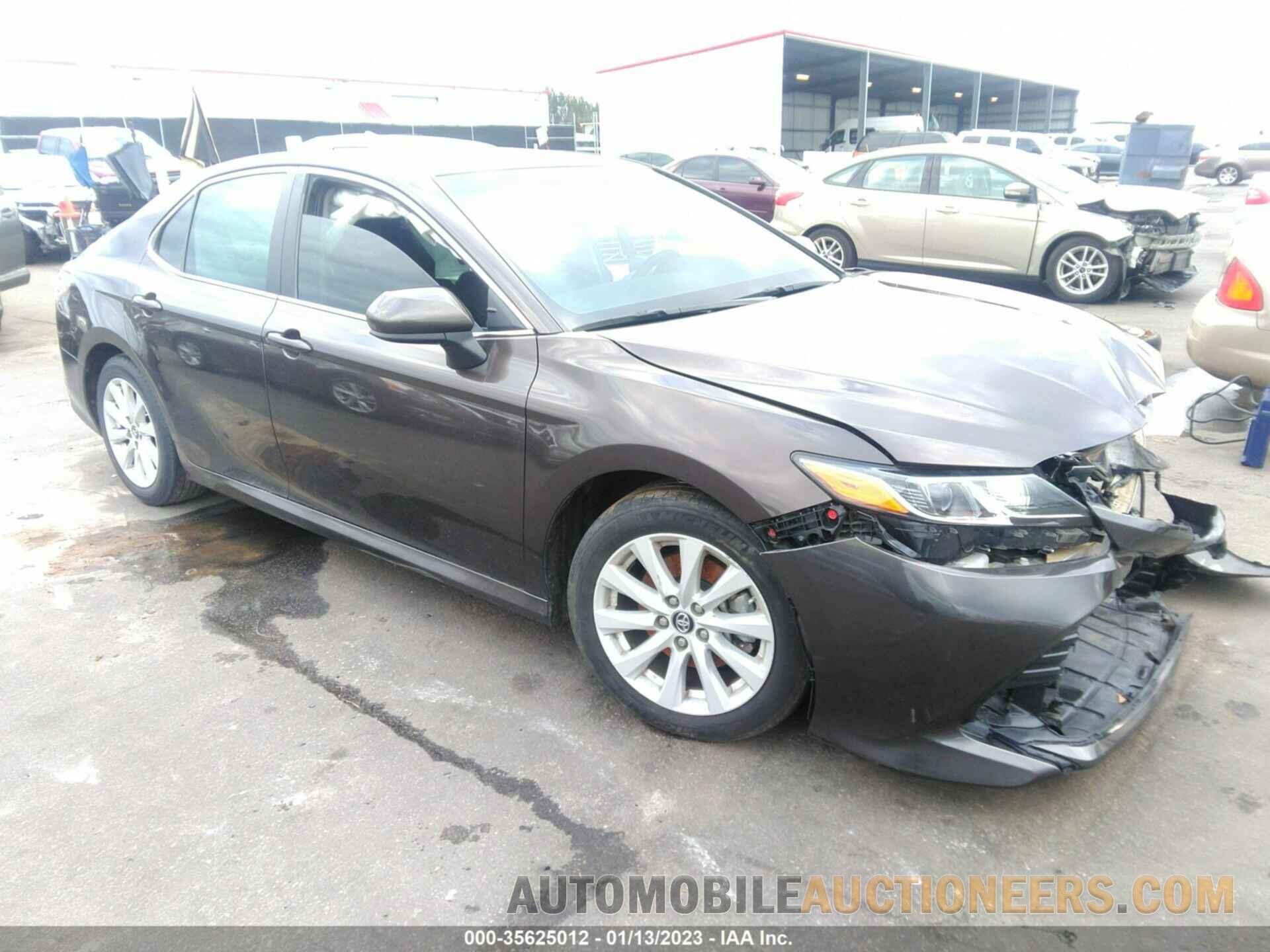 4T1B11HK8JU644854 TOYOTA CAMRY 2018