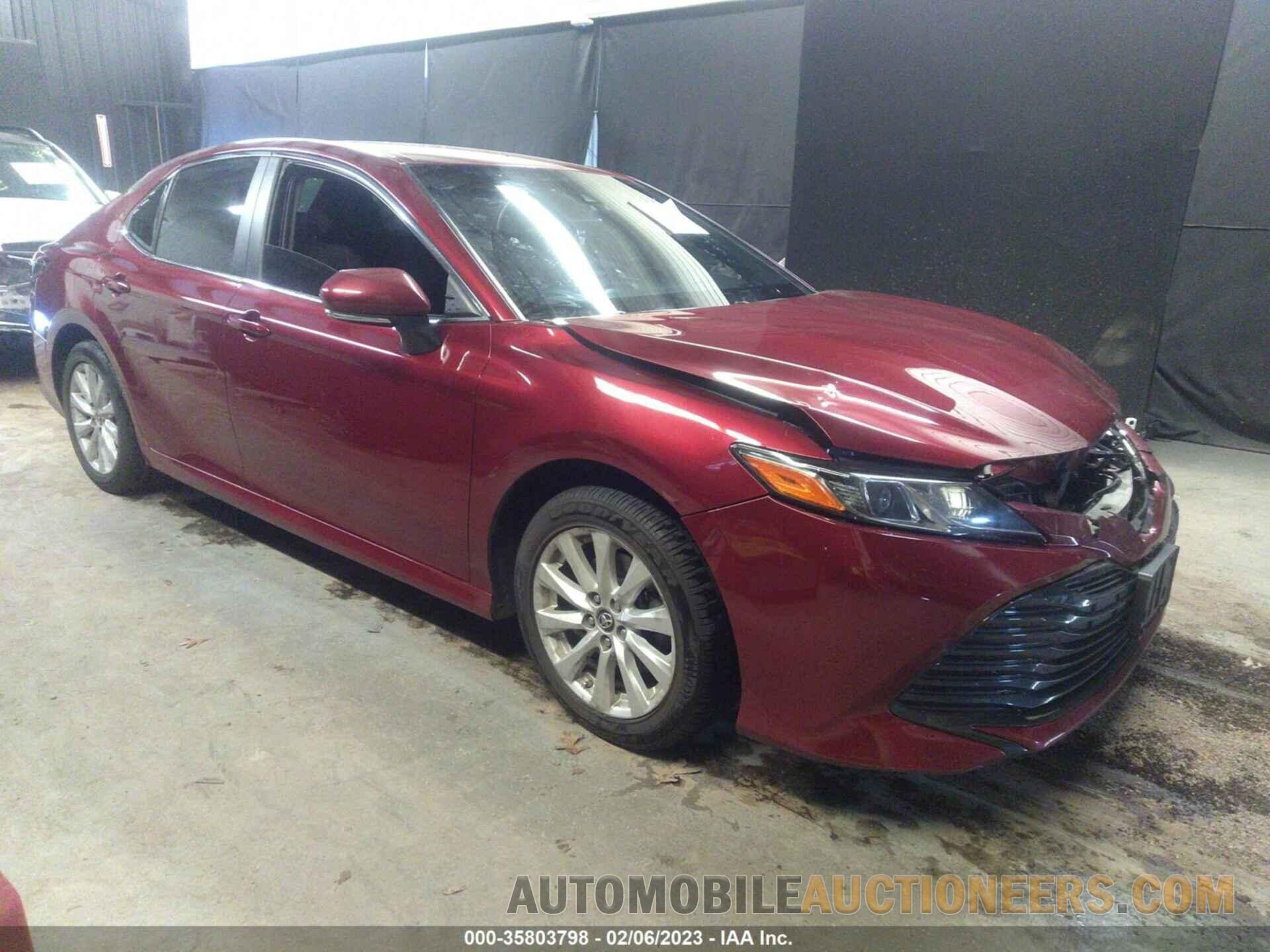 4T1B11HK8JU651674 TOYOTA CAMRY 2018