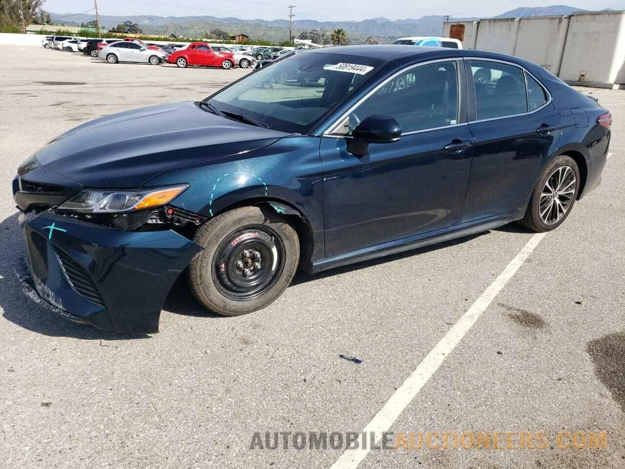 4T1B11HK8JU656759 TOYOTA CAMRY 2018