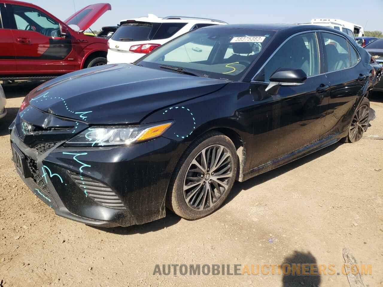 4T1B11HK8KU159695 TOYOTA CAMRY 2019