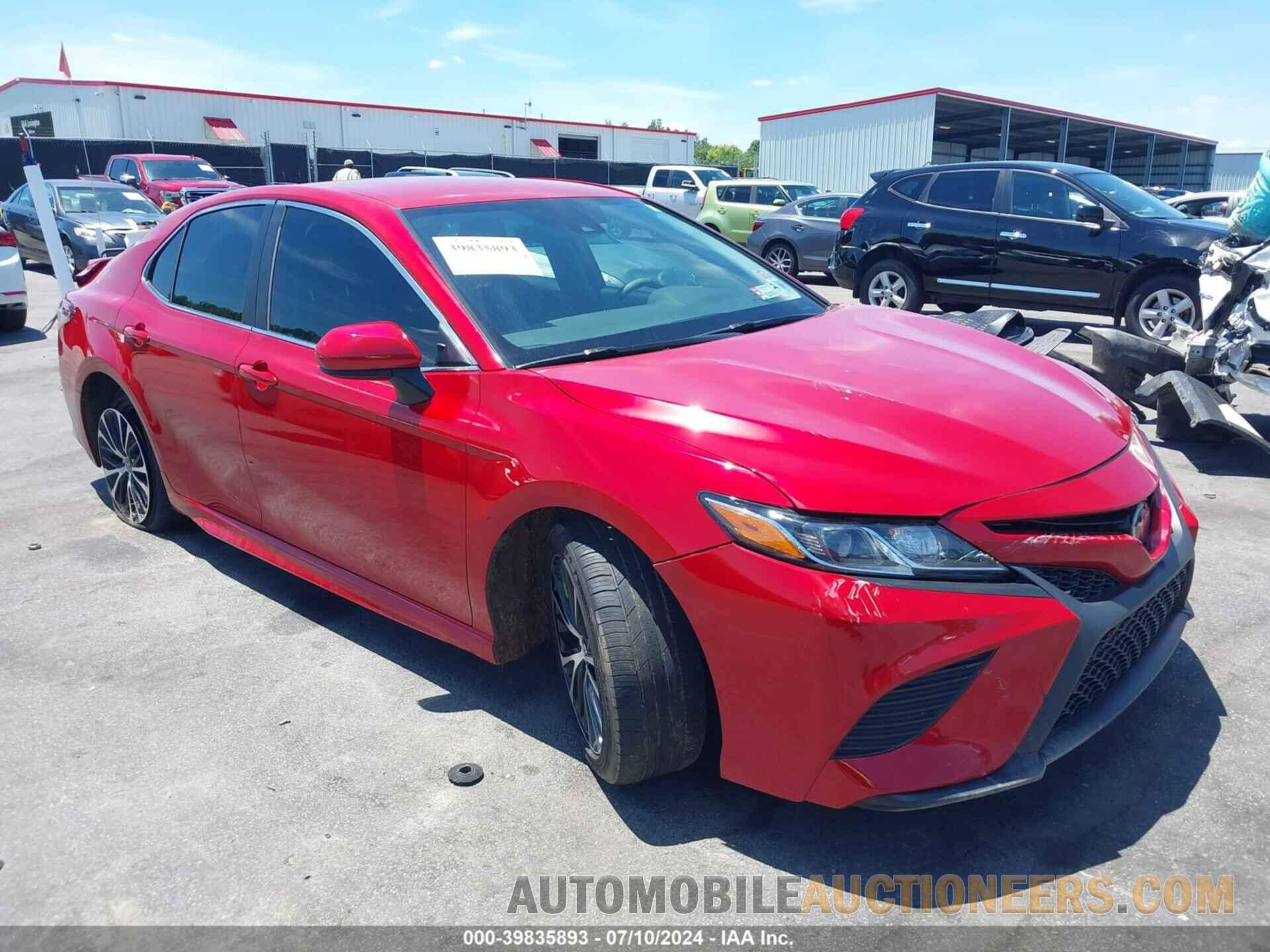 4T1B11HK8KU180157 TOYOTA CAMRY 2019