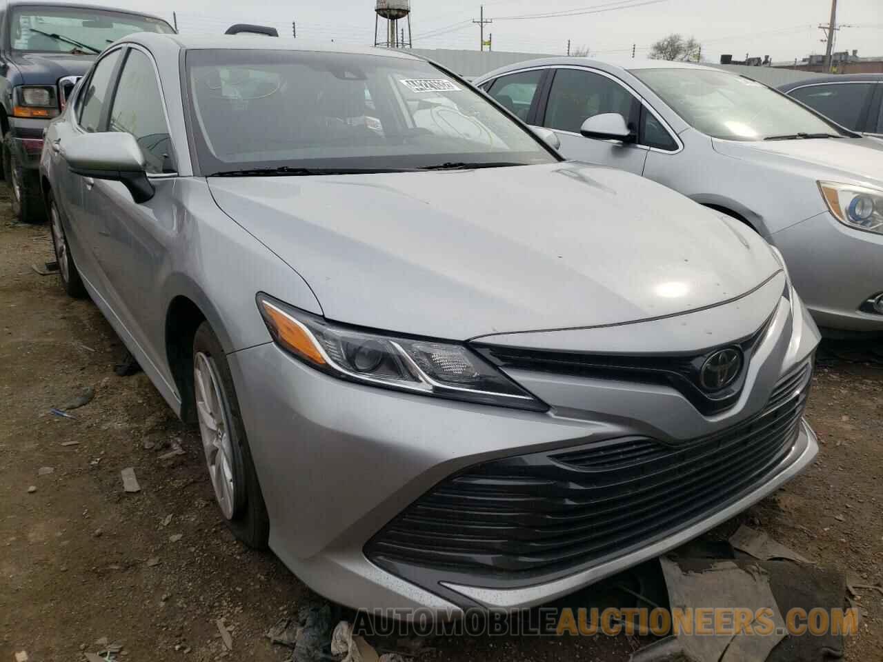 4T1B11HK8KU181180 TOYOTA CAMRY 4C 2019