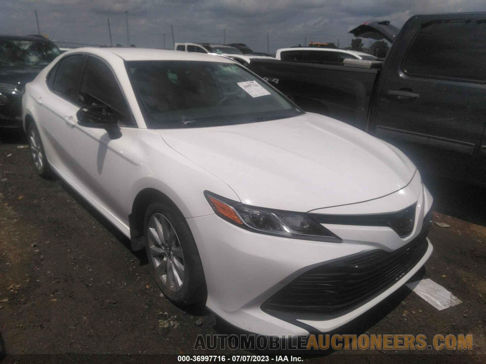 4T1B11HK8KU187321 TOYOTA CAMRY 2019