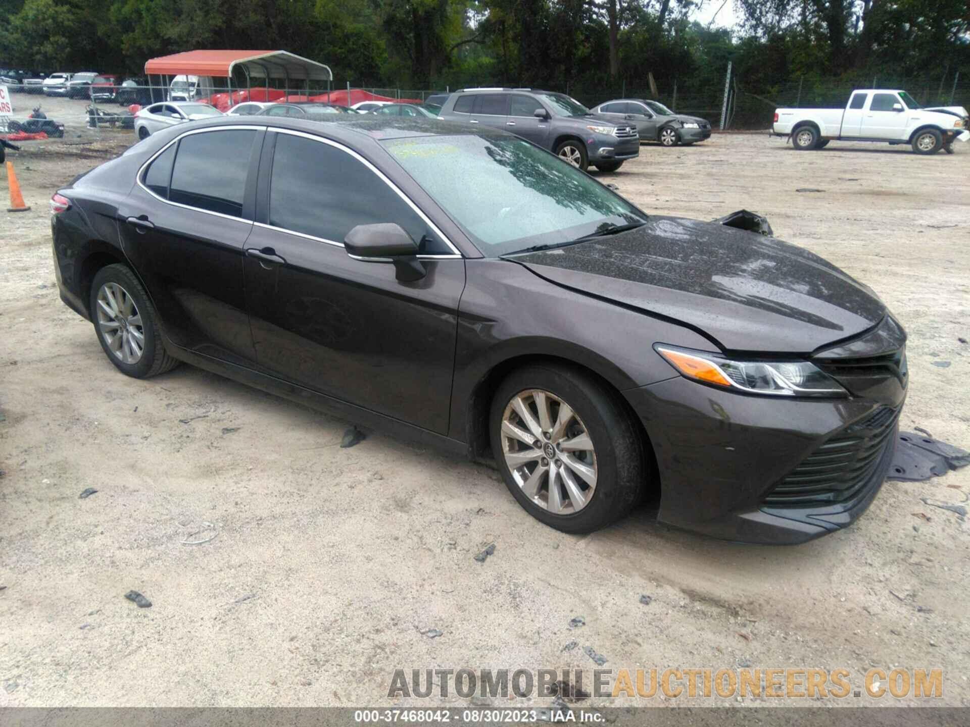 4T1B11HK8KU194009 TOYOTA CAMRY 2019