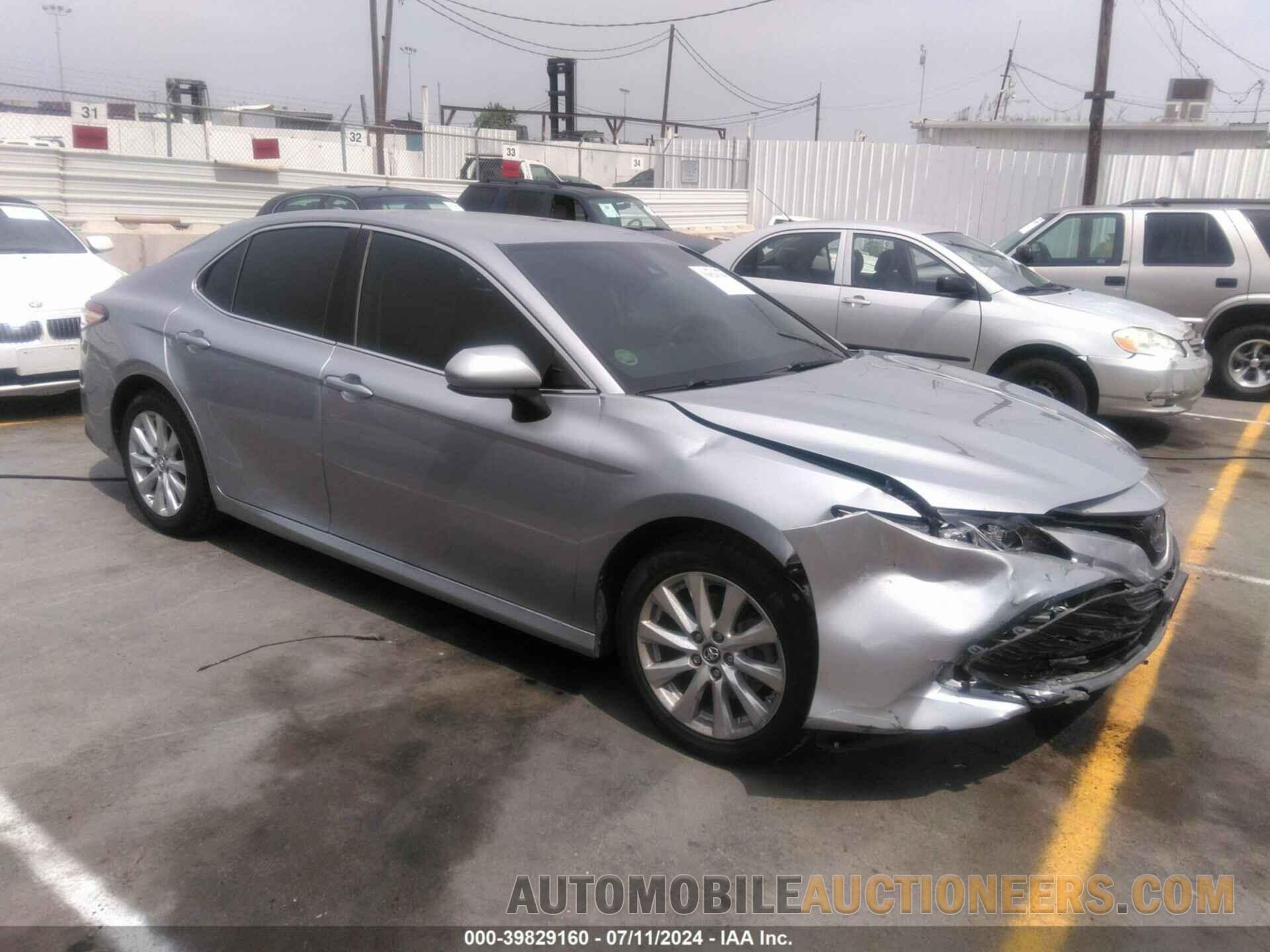 4T1B11HK8KU194480 TOYOTA CAMRY 2019