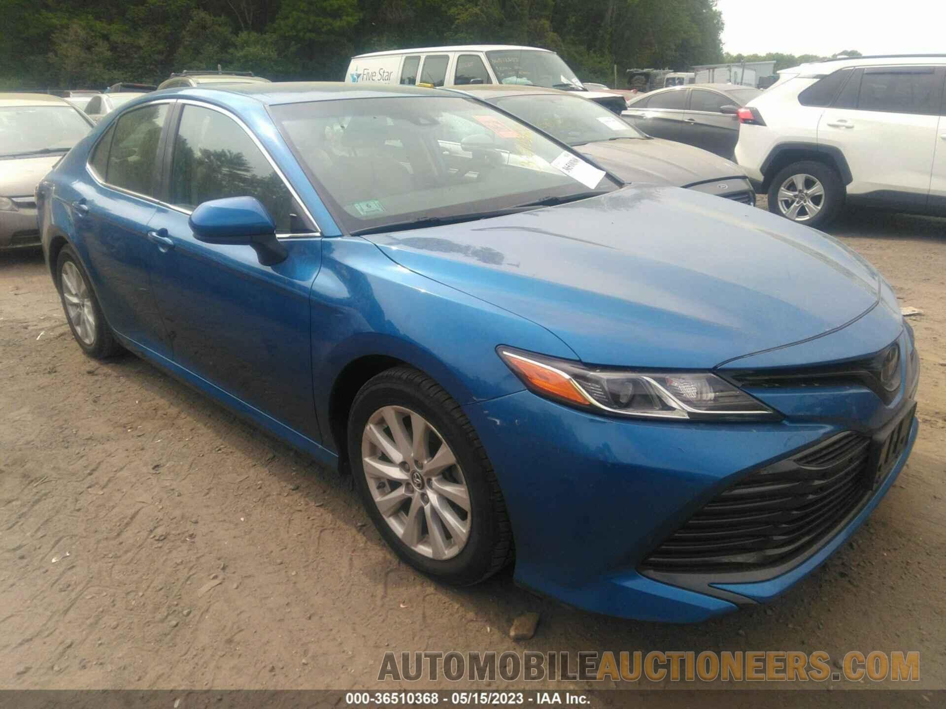 4T1B11HK8KU195239 TOYOTA CAMRY 2019