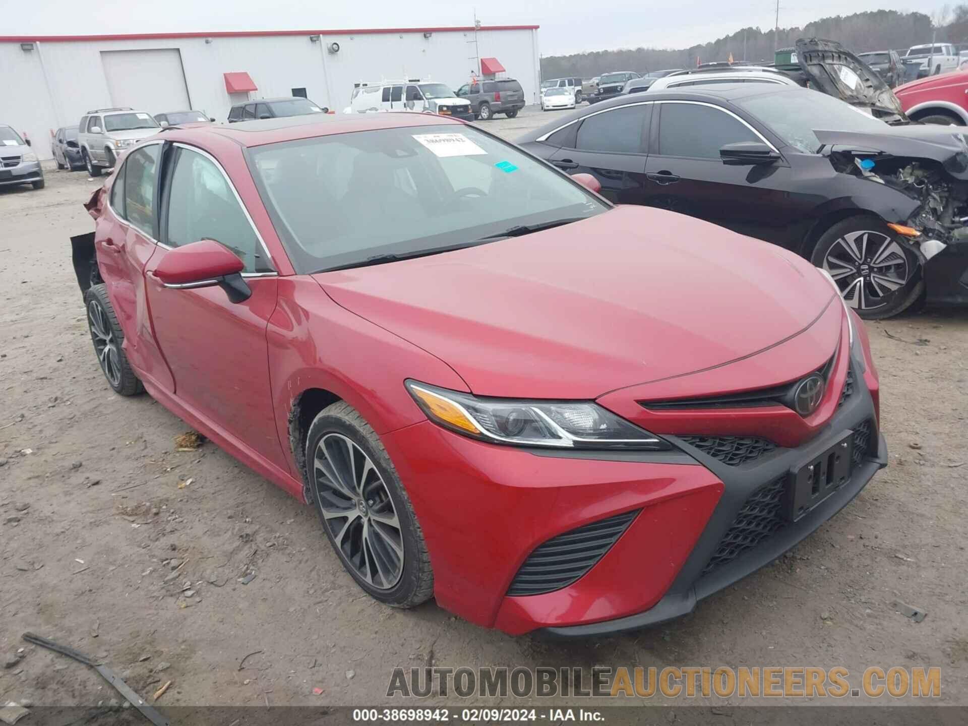 4T1B11HK8KU199047 TOYOTA CAMRY 2019