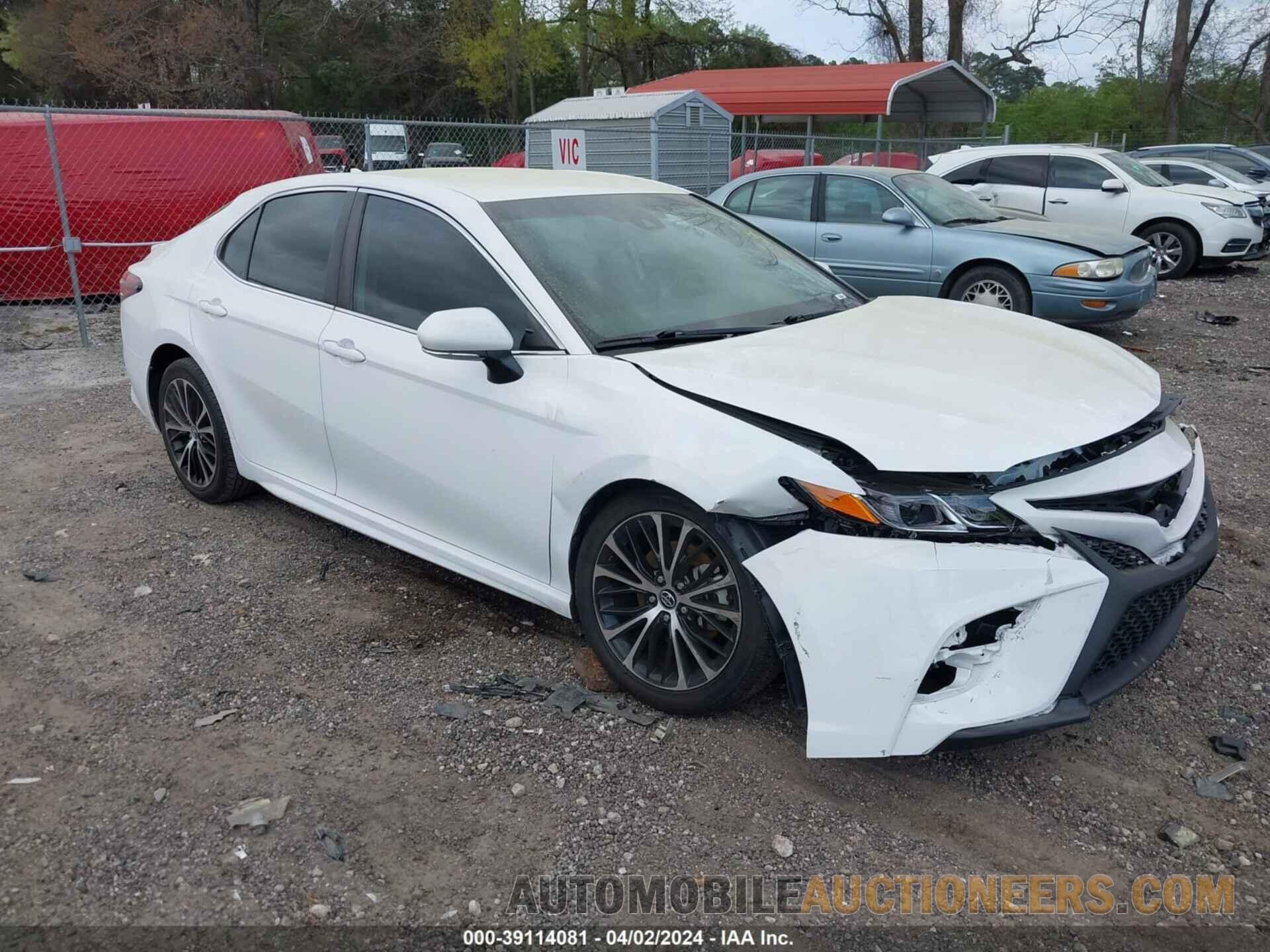 4T1B11HK8KU203162 TOYOTA CAMRY 2019