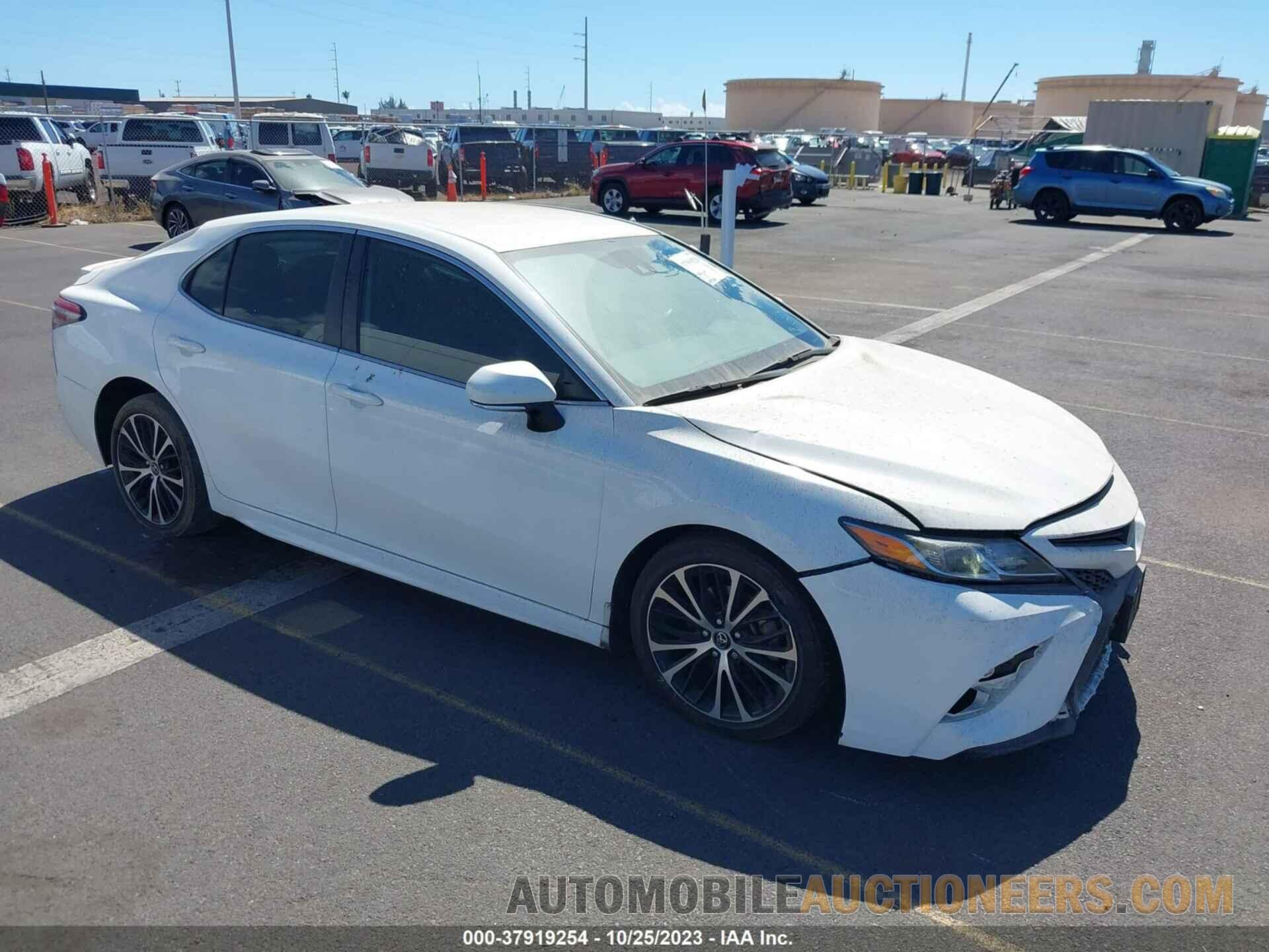 4T1B11HK8KU209687 TOYOTA CAMRY 2019