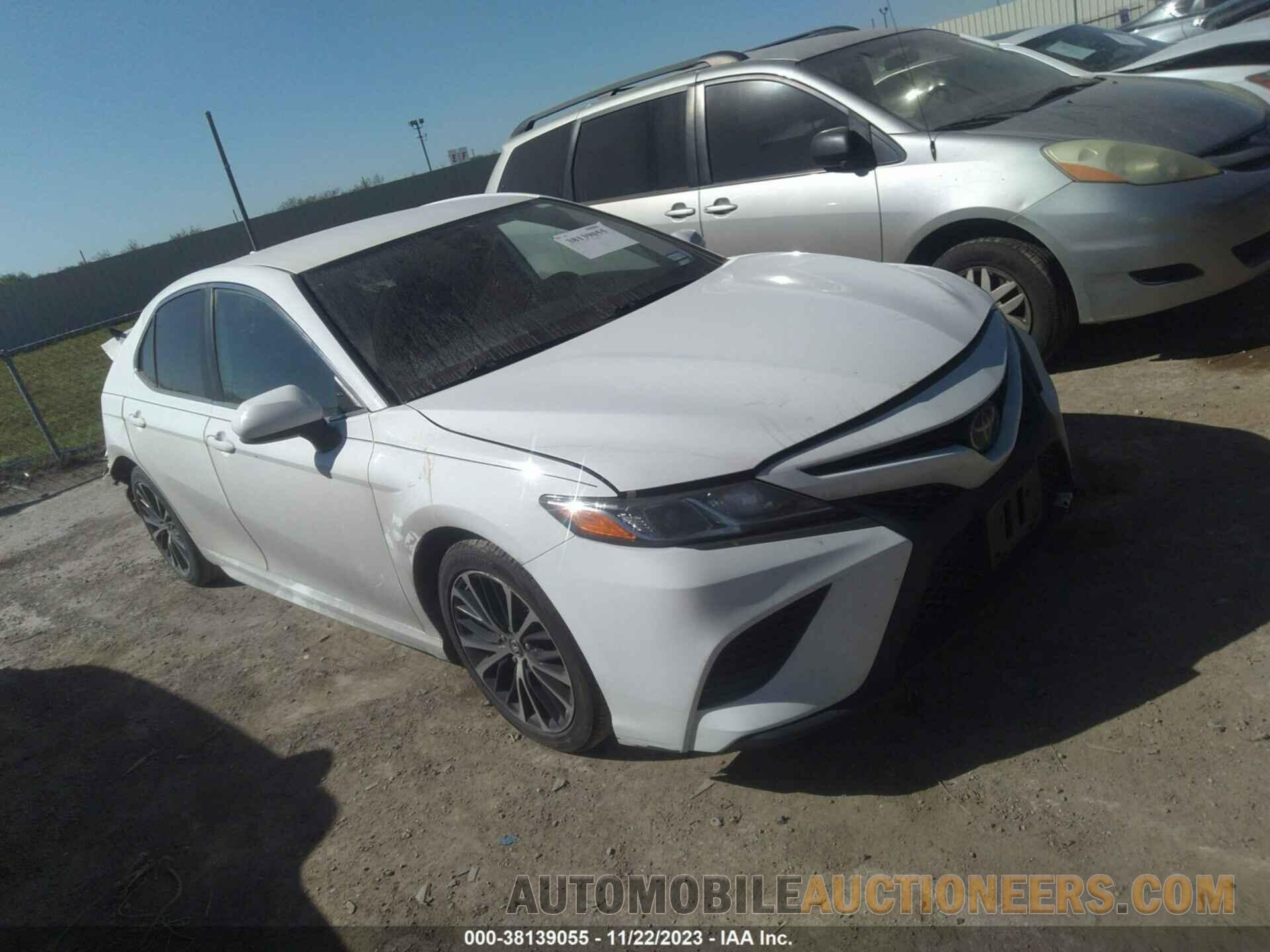 4T1B11HK8KU212296 TOYOTA CAMRY 2019