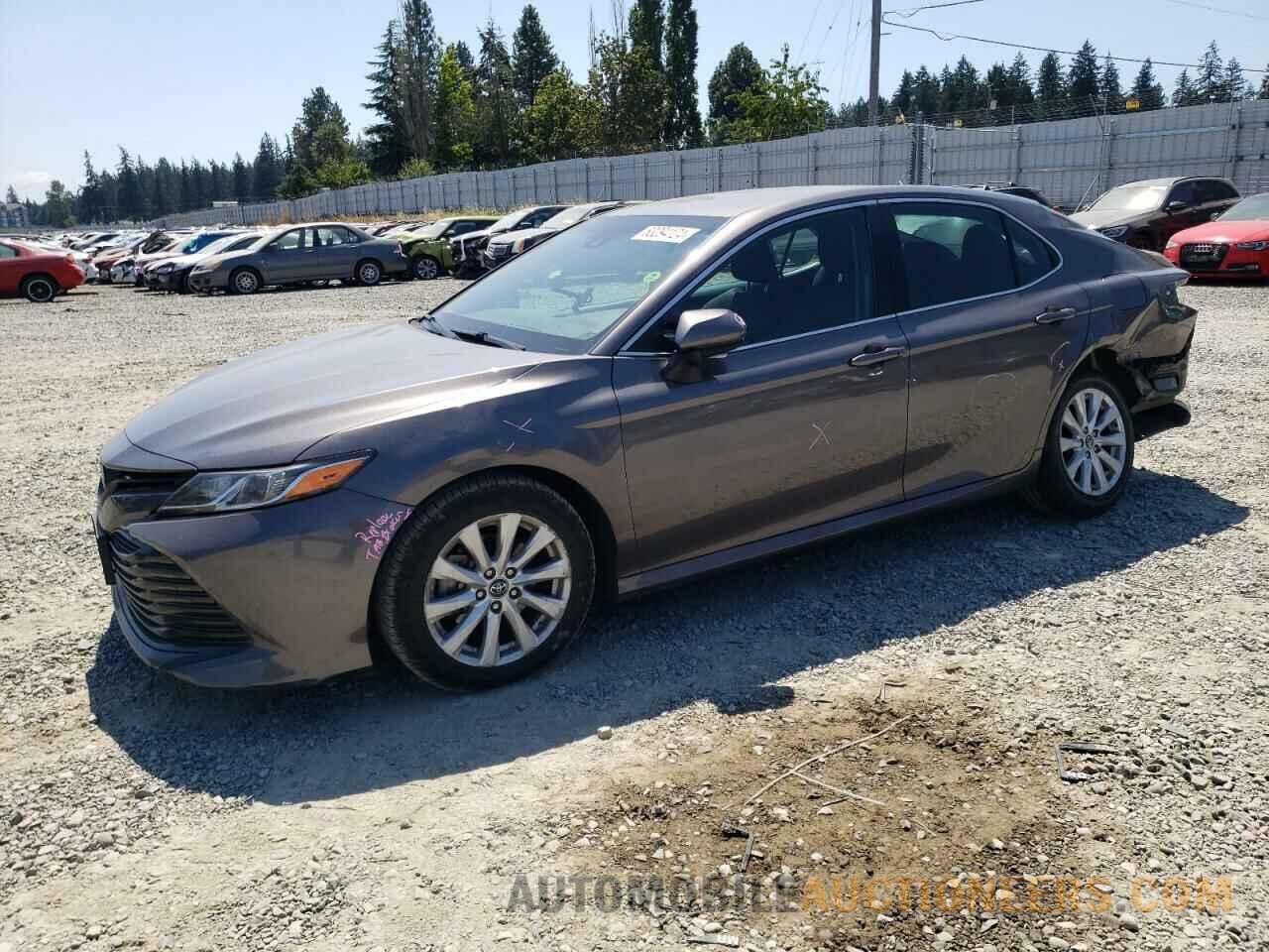 4T1B11HK8KU212993 TOYOTA CAMRY 2019