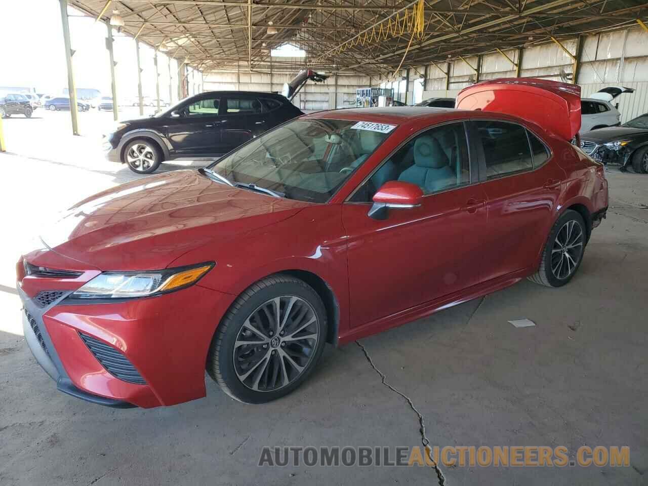 4T1B11HK8KU219233 TOYOTA CAMRY 2019