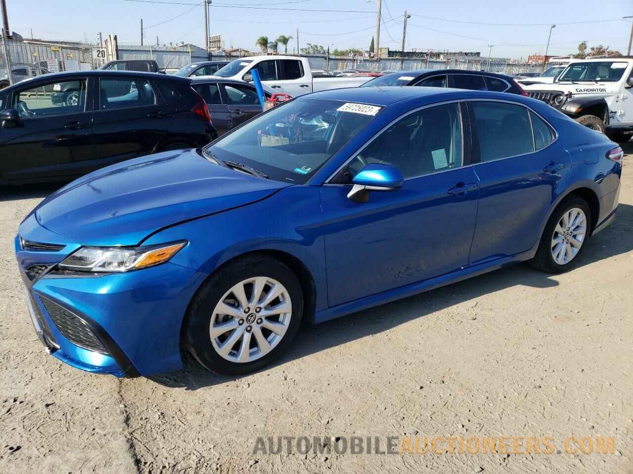 4T1B11HK8KU223265 TOYOTA CAMRY 2019