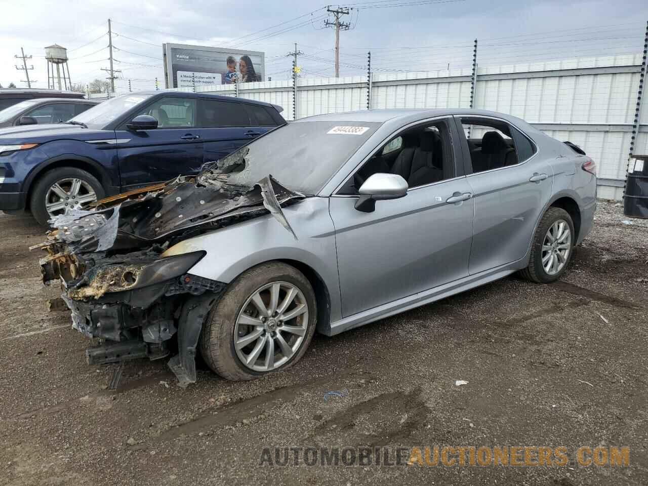 4T1B11HK8KU231074 TOYOTA CAMRY 2019