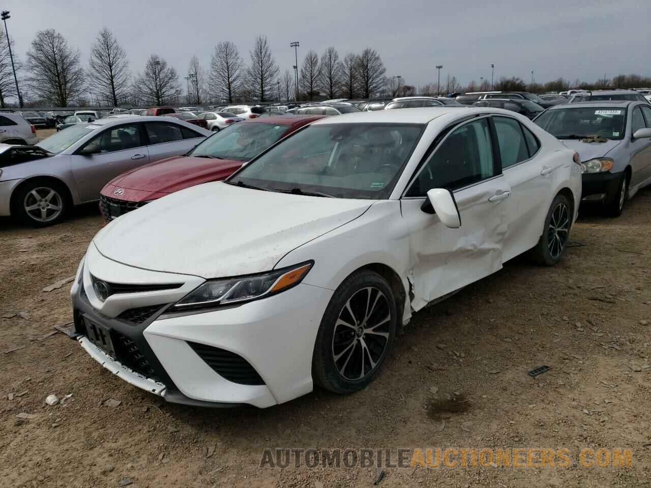 4T1B11HK8KU232936 TOYOTA CAMRY 2019