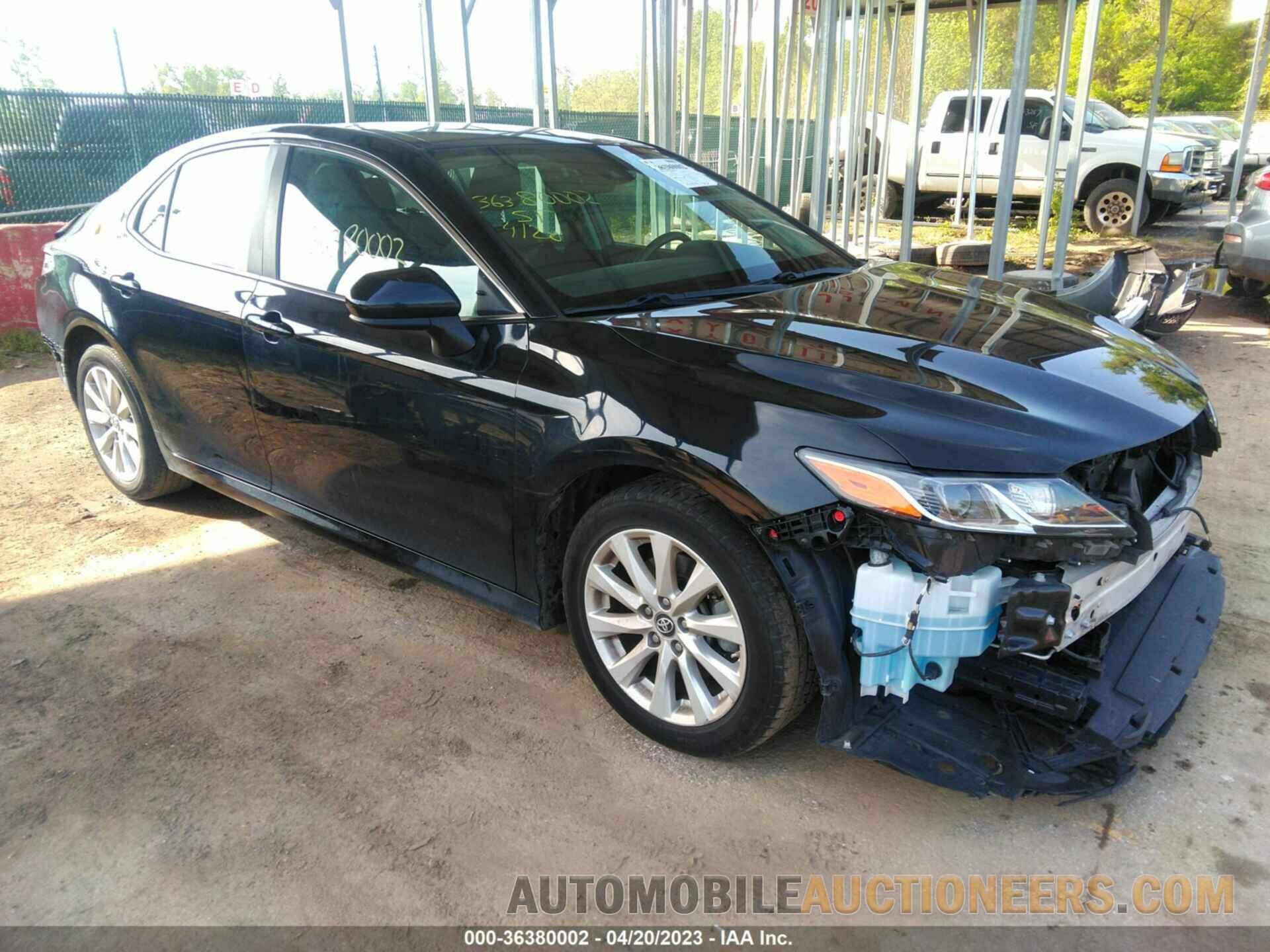 4T1B11HK8KU240048 TOYOTA CAMRY 2019