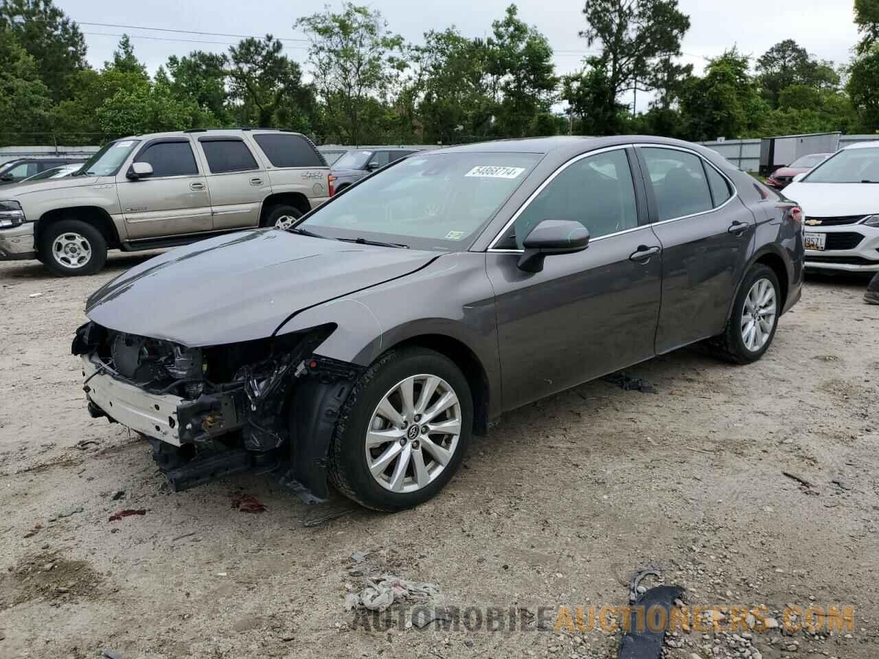 4T1B11HK8KU246920 TOYOTA CAMRY 2019