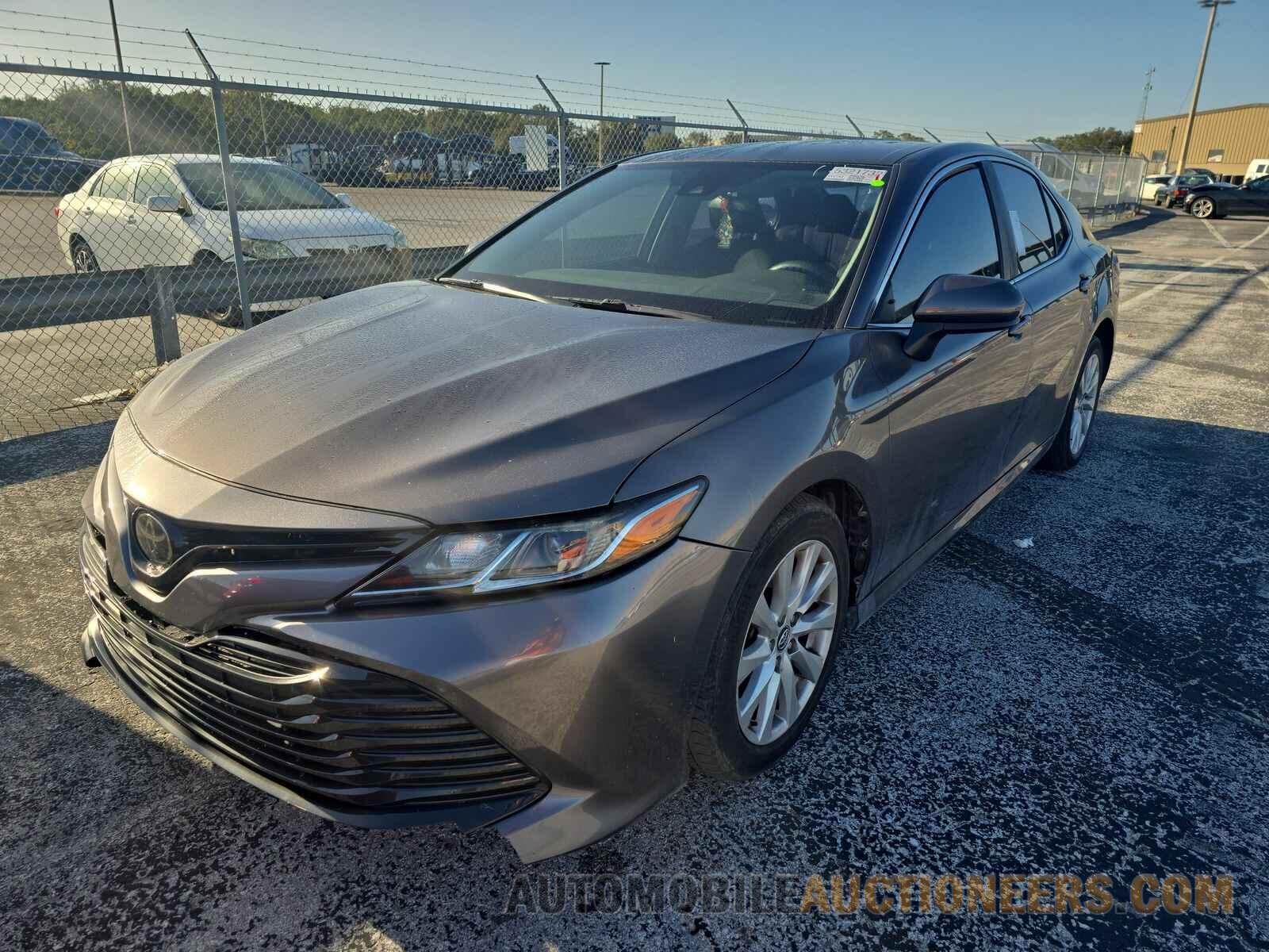 4T1B11HK8KU250336 Toyota Camry 2019