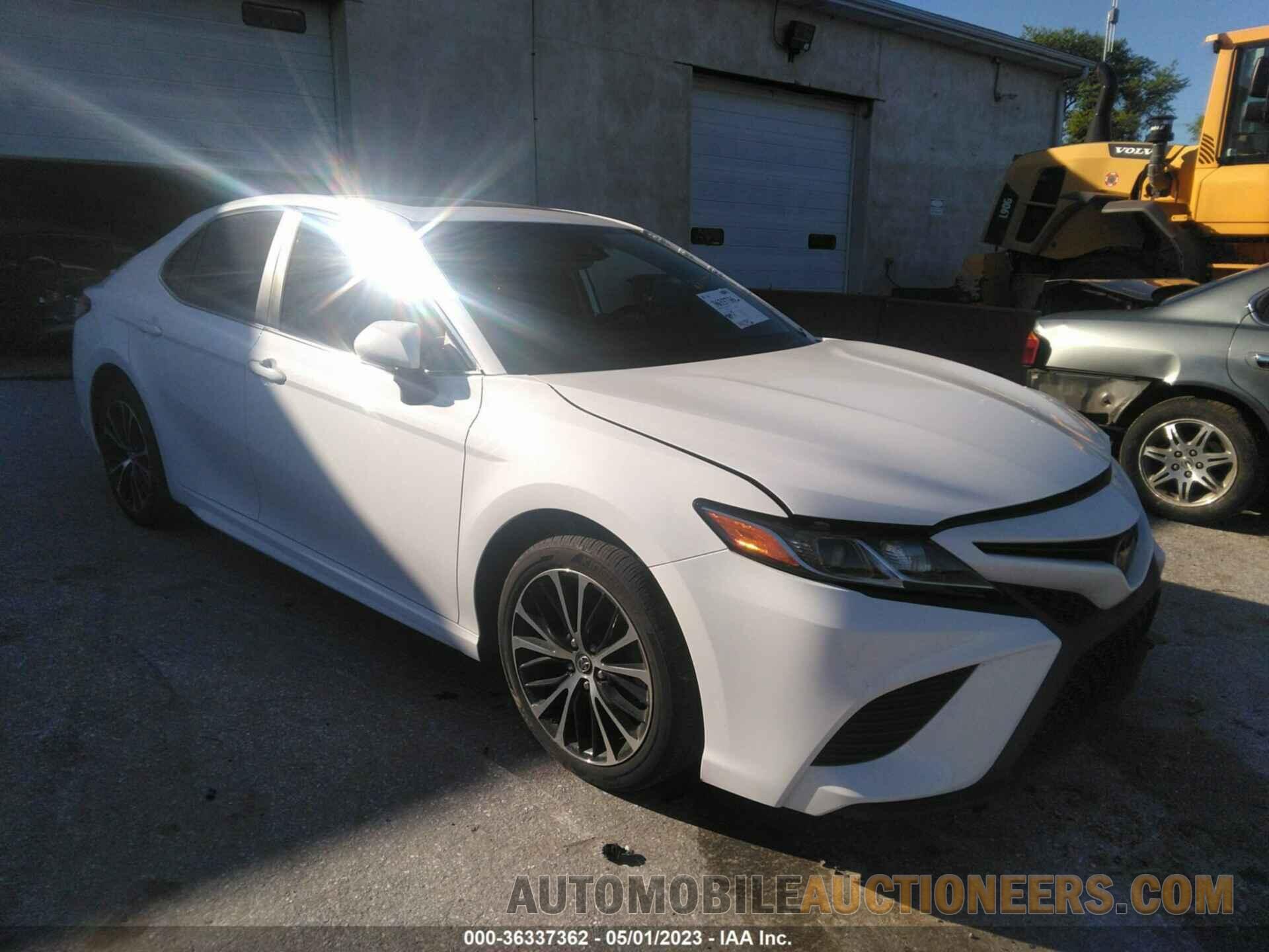 4T1B11HK8KU251843 TOYOTA CAMRY 2019