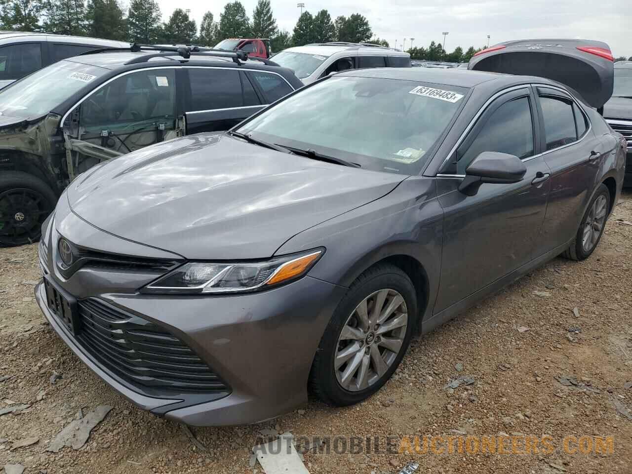 4T1B11HK8KU257111 TOYOTA CAMRY 2019