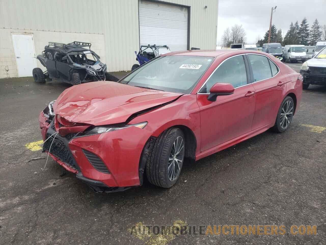 4T1B11HK8KU257237 TOYOTA CAMRY 2019