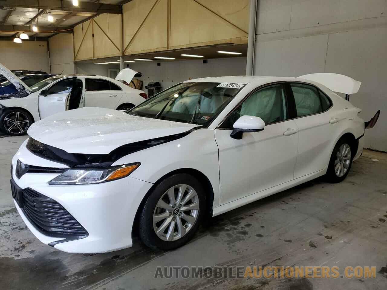 4T1B11HK8KU258209 TOYOTA CAMRY 2019