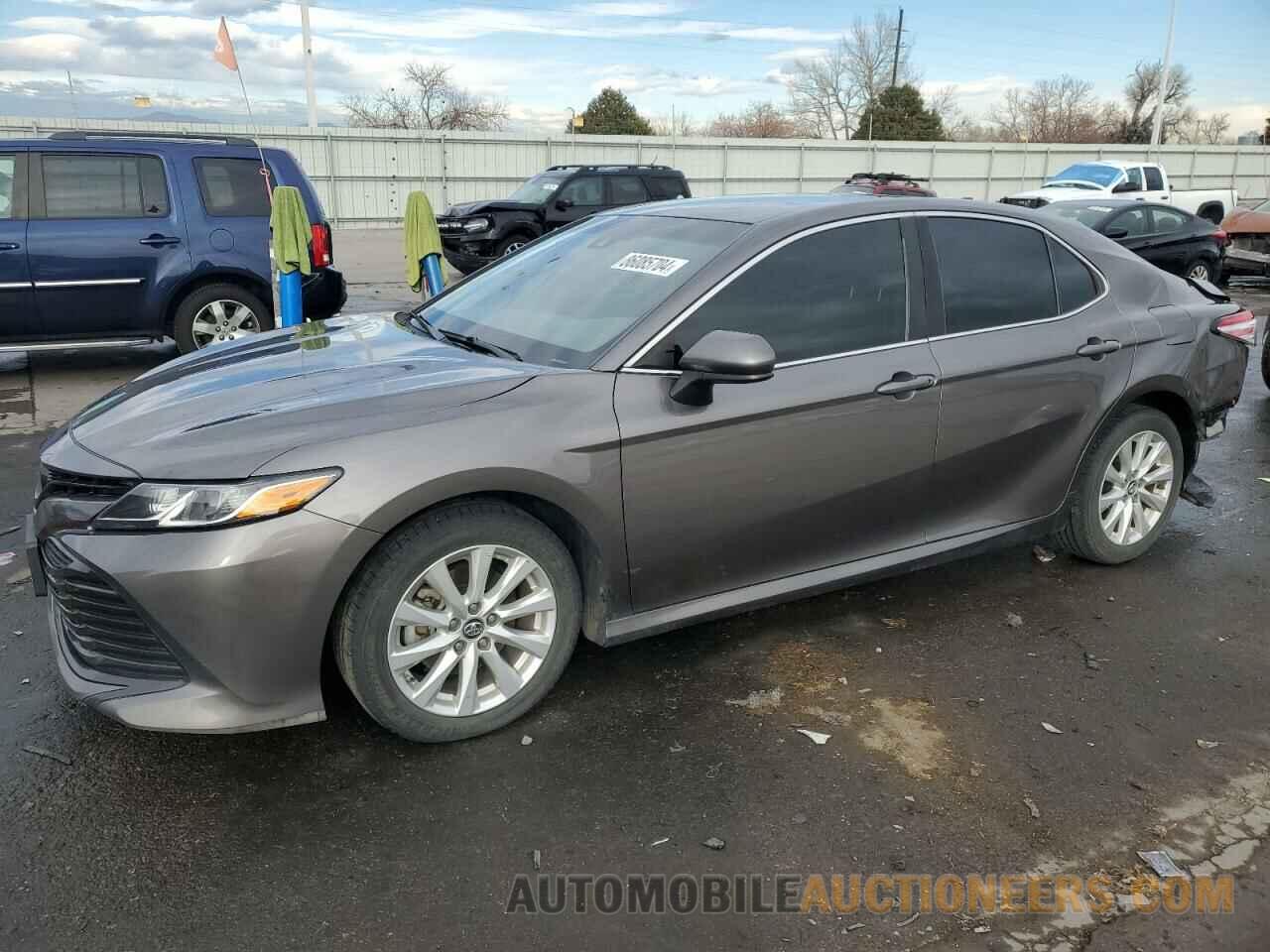 4T1B11HK8KU258758 TOYOTA CAMRY 2019