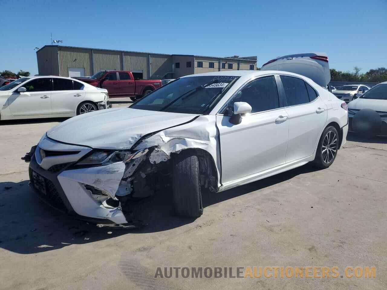 4T1B11HK8KU267234 TOYOTA CAMRY 2019